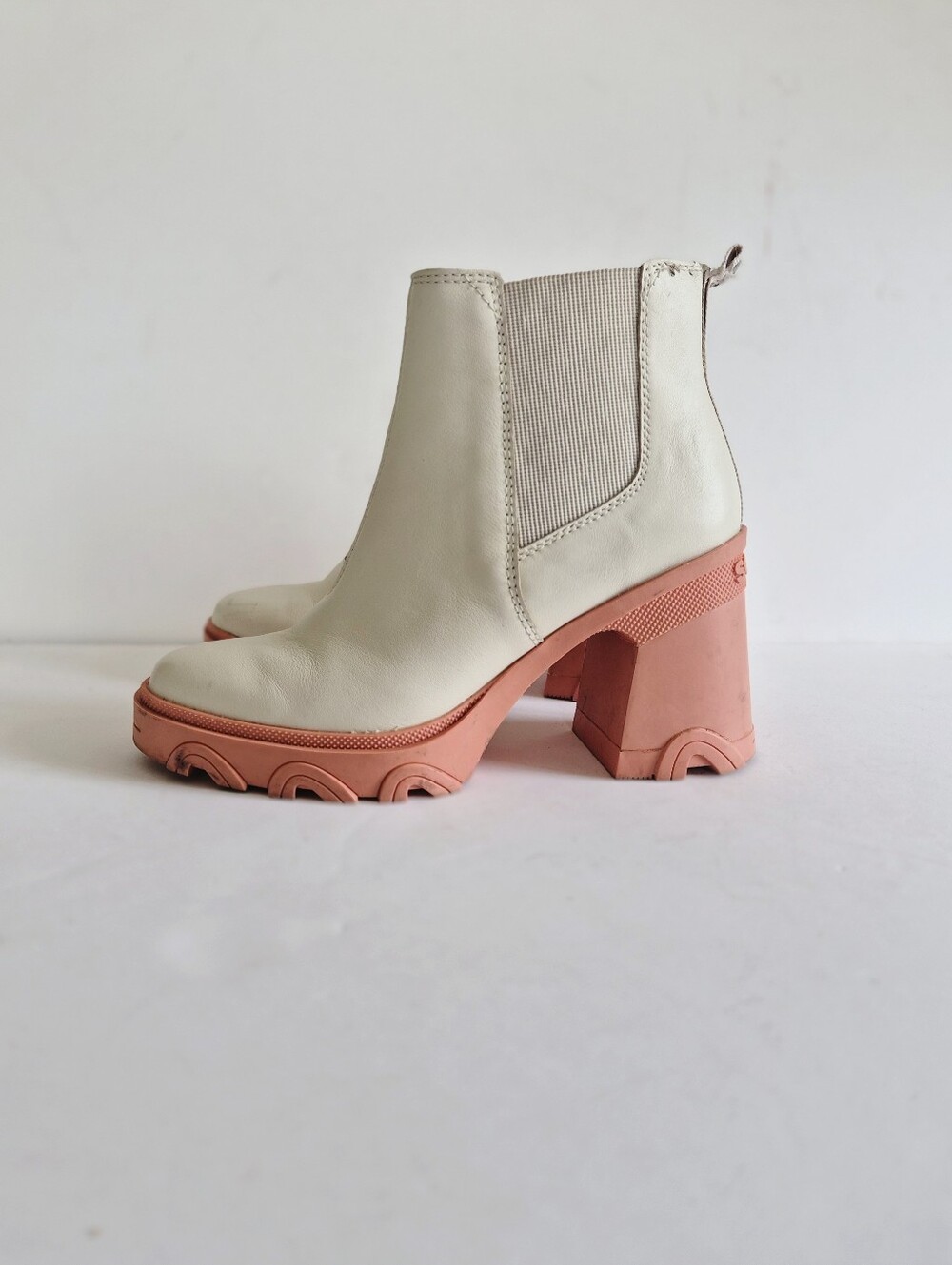 Sorel Brex White Chelsea Natural Pink Waterproof Chunky Heel Boots Size 8.5 - Picture 5 of 16